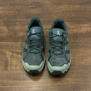 ON Cloudventure Waterproof Juniper Sneakers